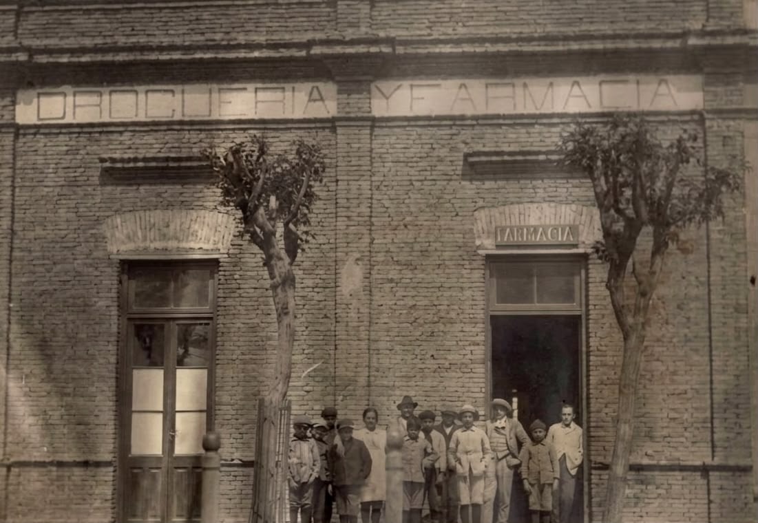 Antigua droguería y farmacia
